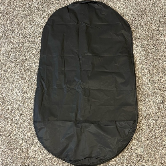 Saks Fifth Avenue Garment travel bag - Picture 3 of 4